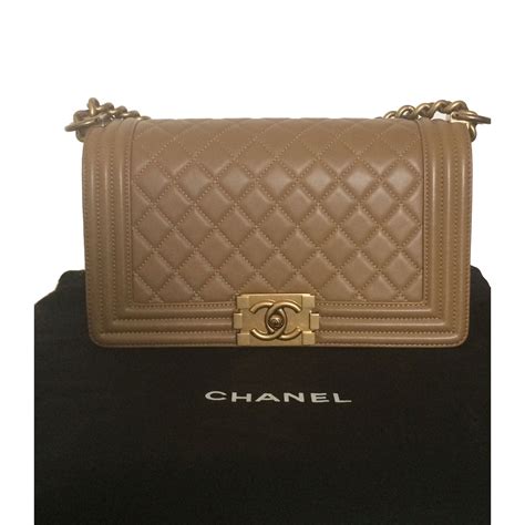 beige chanel boy